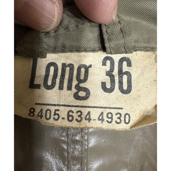 VTG 60S Men’s 36L, Military Army Green  Lightweight RAINCOAT Shower Hat IBERIA - Picture 4 of 7